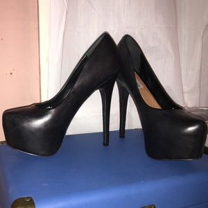 Super High Steve Madden Platform